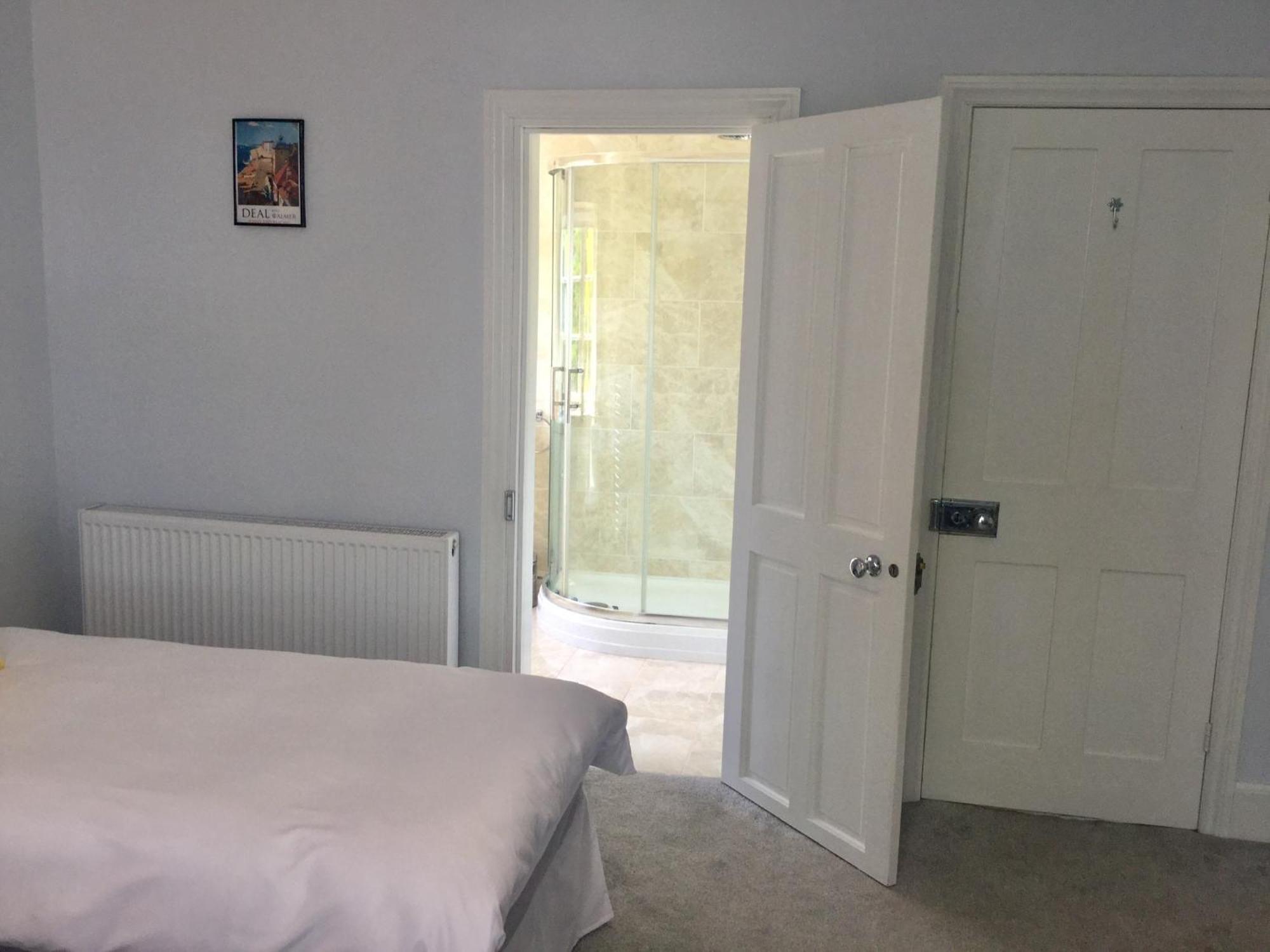 딜 Glebe House B&B 객실 사진